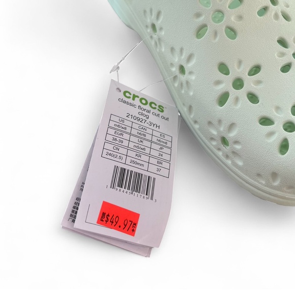 NWT Women's Jade Tint Floral Cut Out Crocs - Picture 6 of 7